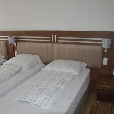 Hotel Colonia Экстерьер фото