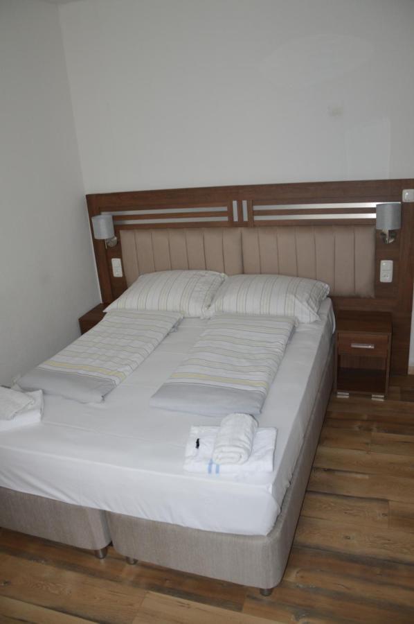 Hotel Colonia Экстерьер фото